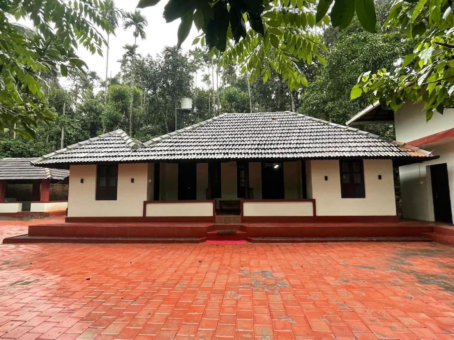Deesha Homes * Wayanad