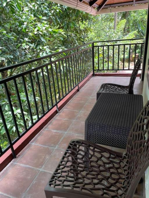 Apartment Deesha Homes *